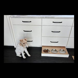 Cajón con zócalo para cuenco de perro con correderas de apertura a presión, hecho a medida / Regalo para mamá / abuela / Cocina pequeña / Casa pequeña