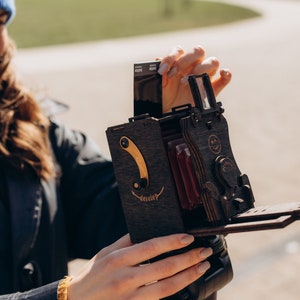 Cámara de película vintage, cámara compacta, diseño steampunk, kit de modelos de madera, cámara instantánea con orificio para bricolaje, accesorios de fotografía, Jollylook