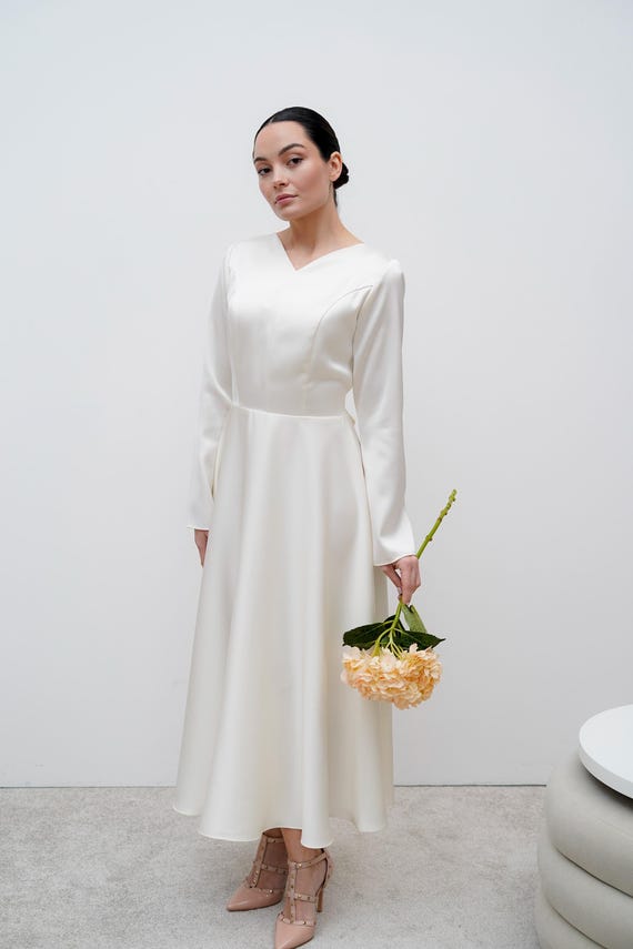 Tea Length Wedding Dress, Courthouse Wedding Dress, Modest Wedding Dress,  Simple Wedding Dress, Long Sleeve Wedding Dress, Casual Dress - Etsy New  Zealand