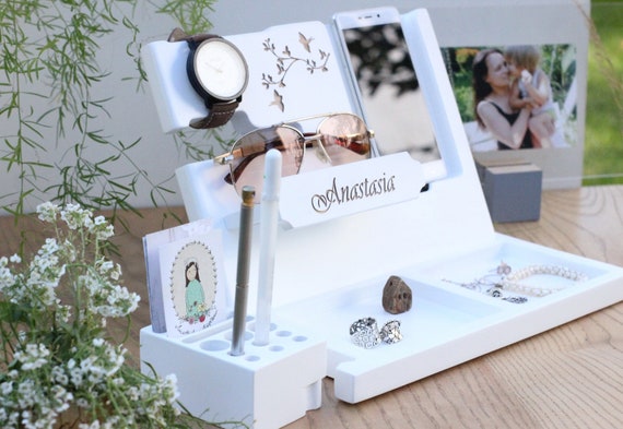 unusual gifts for women