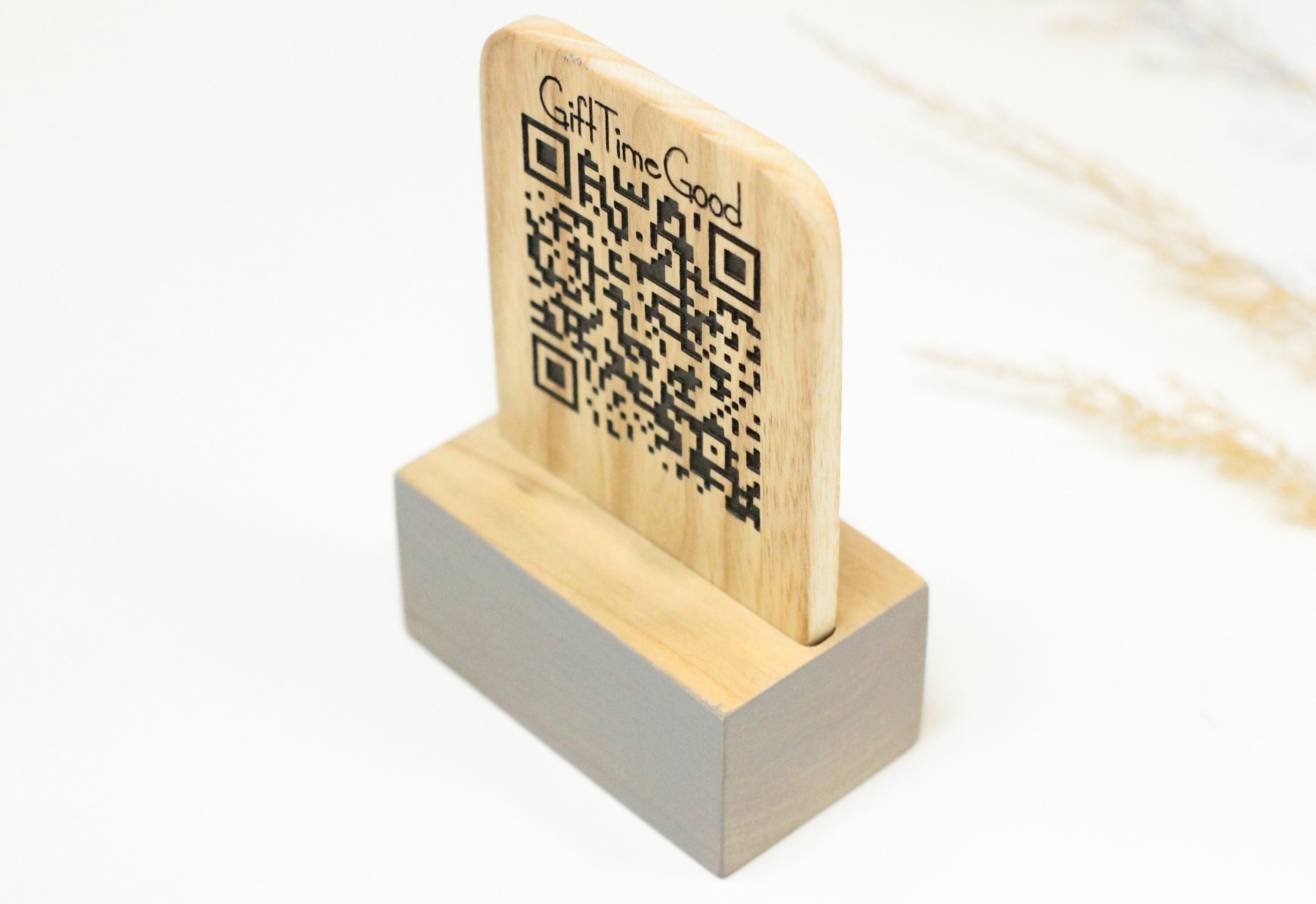 Menu holder QRcode Wooden menu stand Restaurant menu cover Etsy
