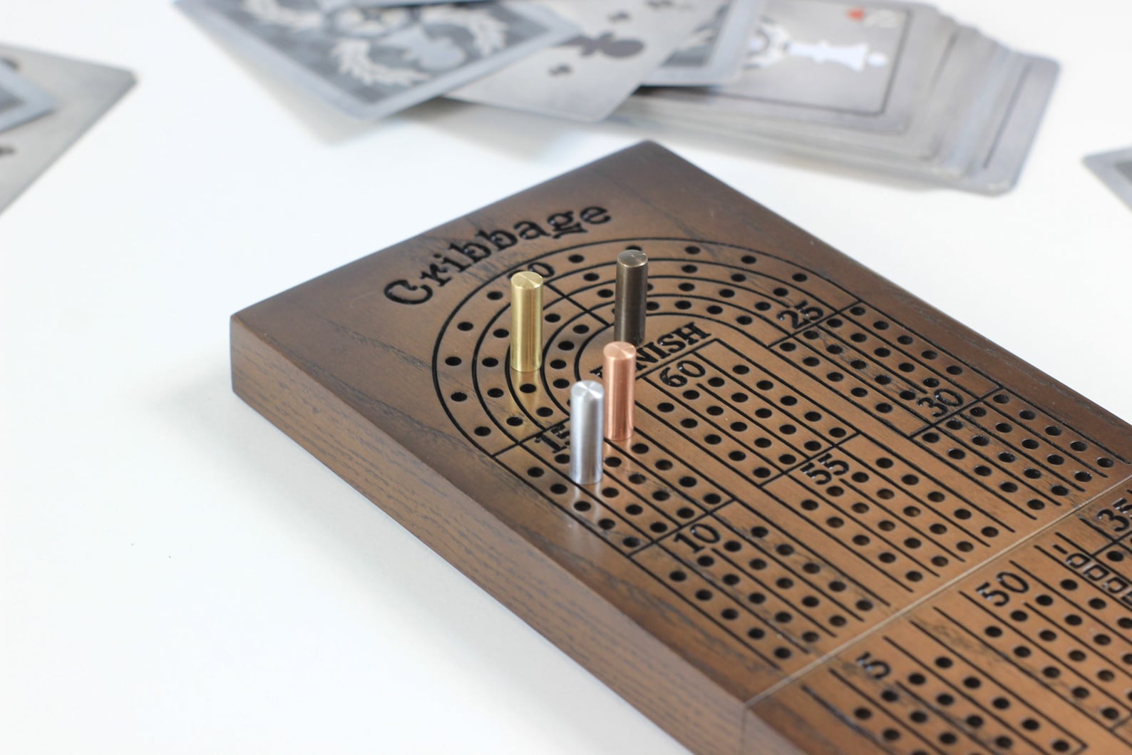 Travel cribbage board