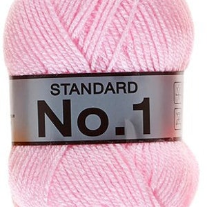 50gr ball 3/4 needles rose pale 035