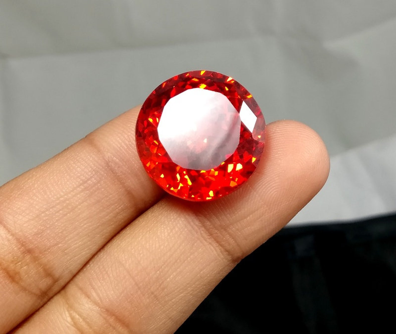 Red Zircon Gemstone 54 Carat Round Shape Red Zircon Faceted Etsy