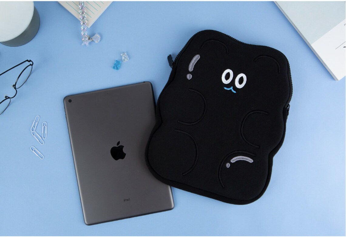 11 iPad 13 tablet Jelly bear Case/ Tablet Pouch | Etsy