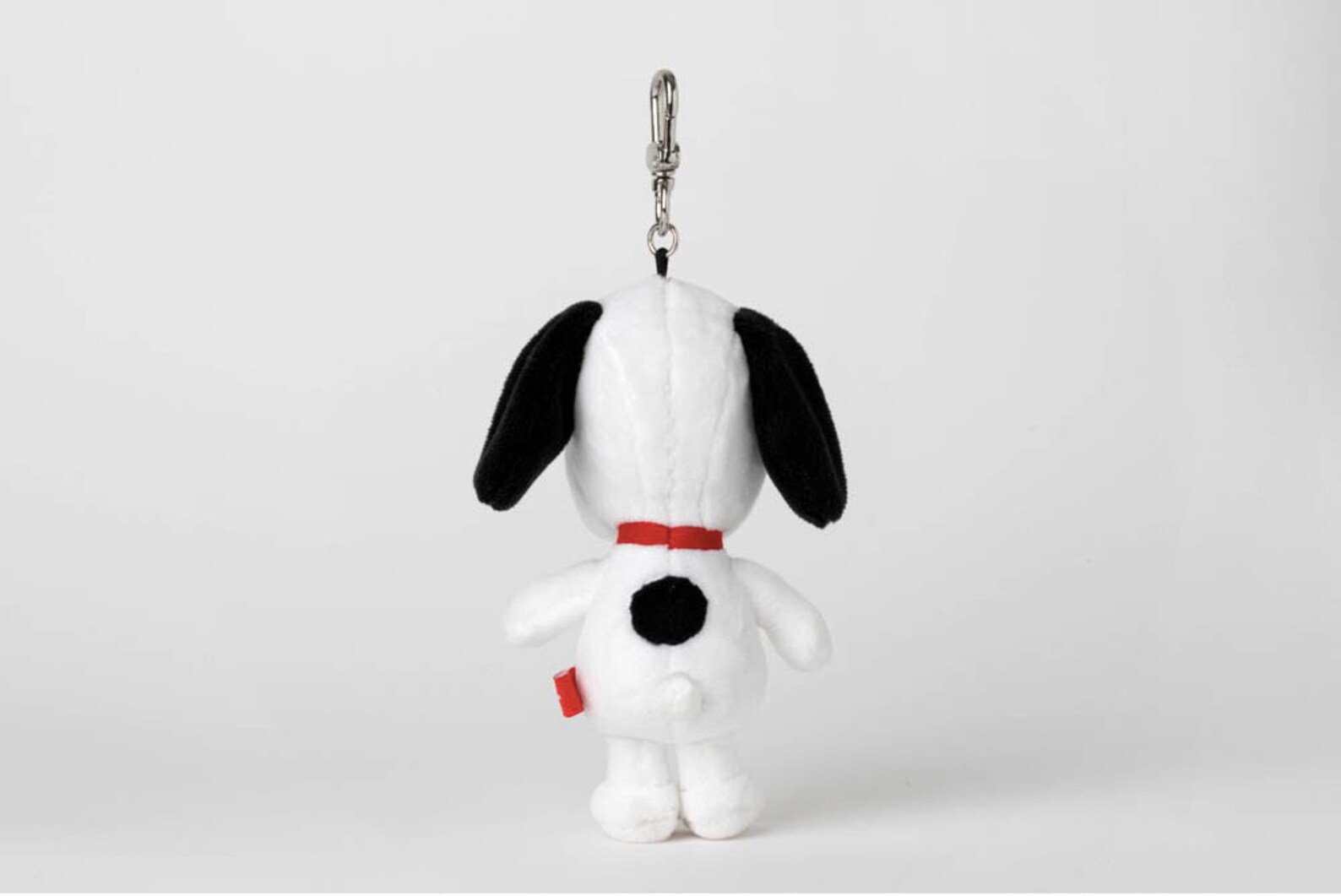 Snoopy the Peanuts keyring 4 types / AirPods keychain Etsy