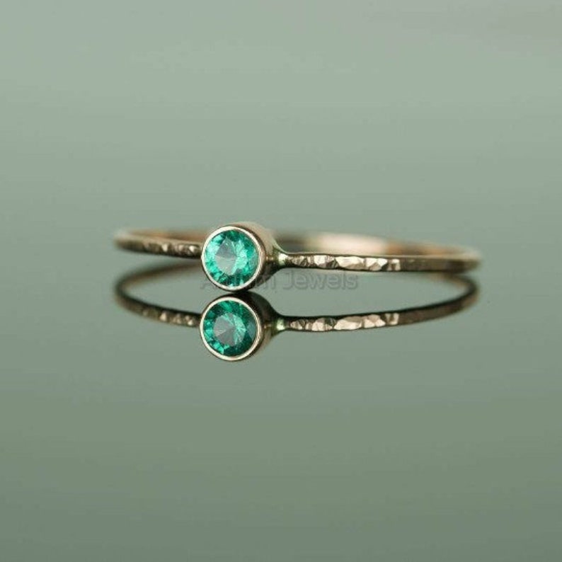 14K Gold Emerald Ring Gemstone Ring 14k Yellow Gold Ring Hammered Emerald Ring Natural Emerald Birthstone Ring Bezel Ring Stacking Ring