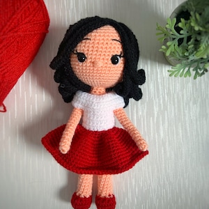Amigurumi Doll / Handmade Amigurumi Doll / Gifts for Girls / Stuffed Dolls