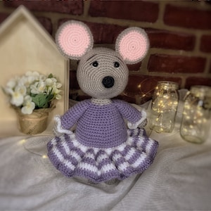 Crochet PATTERN. Amigurumi English PDF PATTERN, Crocheted mouse step by step tutorial