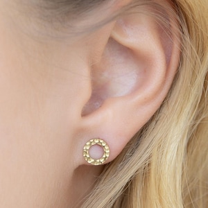 Textured Gold Circle Stud Earrings, Minimalist Hammered Earrings, Dainty Everyday Studs, Unique Gold Jewelry, Gift for Her, Boho Earrings