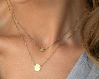 Layered Initial Halskette 2er-Set | Zierliche Layering-Scheibenketten in Gold, Silber, Roségold | Personalisiertes minimalistisches Schmuckgeschenk für sie