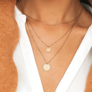 Conjunto de colares versáteis em camadas com 3 colares, colar de disco, conjunto de gargantilhas múltiplas, joias minimalistas para o dia a dia, presente personalizado para ela