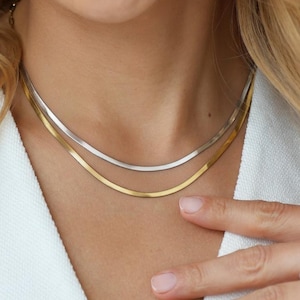 Everyday Snake Chain Necklace, Herringbone Choker in Gold Silver, Minimalist Necklaces Stacking, Perfect Gift for Mom