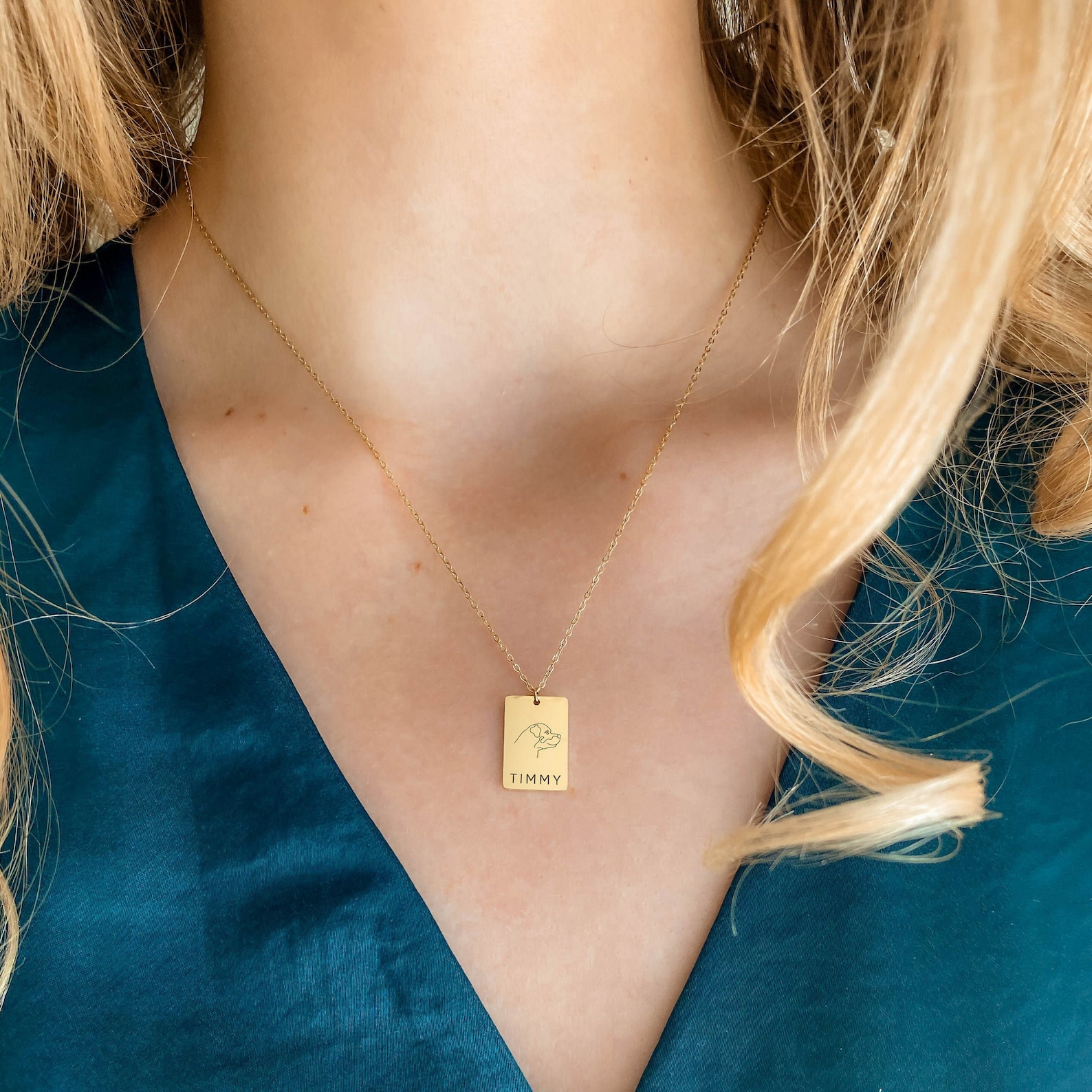 15. Customized Dog Necklace