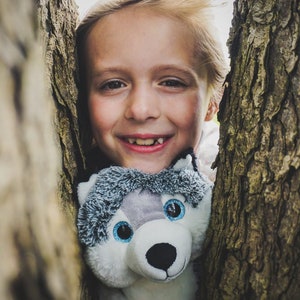 HUSKY Stuffed Animal, 16&quot; Plushie, Make your Own Stuffie, Soft and Cuddly, DIY Kit