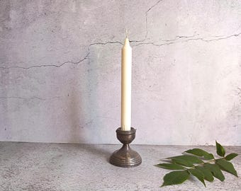 Candelabro enano antiguo chapado en plata de 7 cm