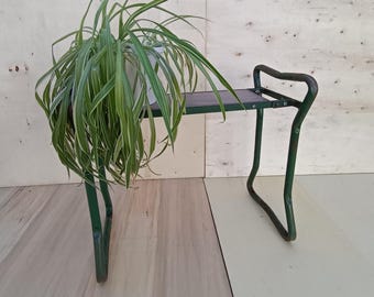 Versatile Distressed Garden Seat Bench Kneeler Plant Stand 60's