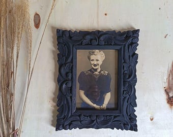 Moldura de parede vintage barroca/gótica em madeira preta entalhada à mão, 18x13 cm (7x5 polegadas), inclui retrato vintage.
