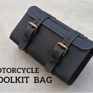 Motorcycle vintage leather handlebar bag leather Saddle Bag motorcycle Tool bag pannier bag bike bag vintage panniers bag