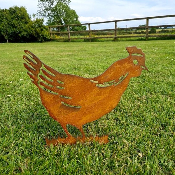 Metal Chicken Rusted Garden Art Rusty Outdoor Ornament Sculpture