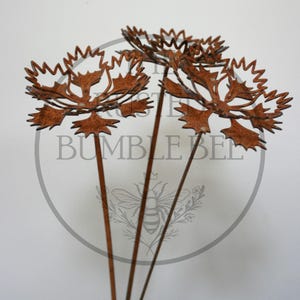 Rusted Metal Cornflower Stems (Set of 3): Rustic Garden Art Decor