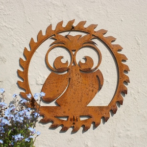 Metal Owl In Saw blade  Rusted Garden Art Rusty Outdoor Ornaments Metal Sculpture
