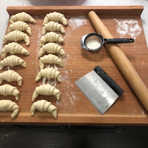 Handcrafted Solid Dough Board - Premium Quality Baking and Pastry Tool - Pastry Board - Pasta Board