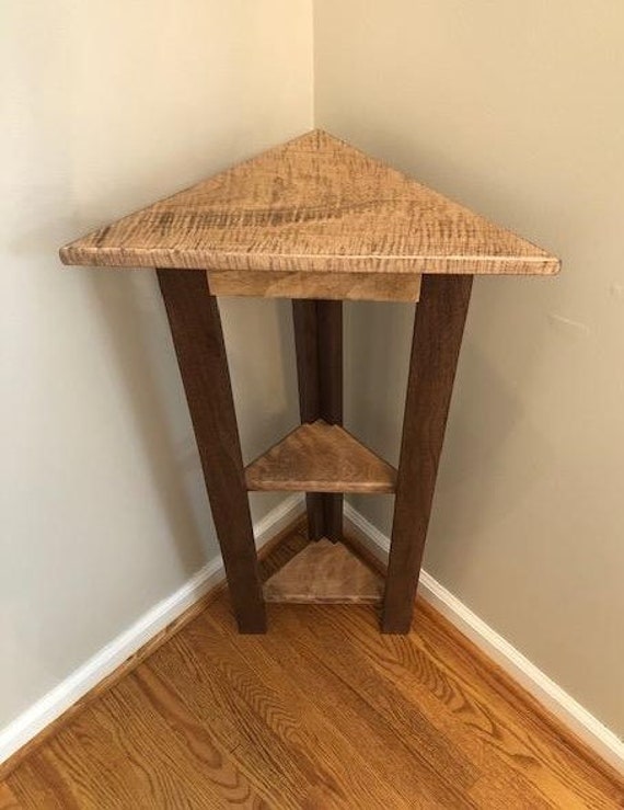 Small corner table with shelves deals