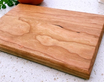 Cherry Wood Cheeseboard with Chamfered Edge, Portable Cutting Board, Small Serving Plate