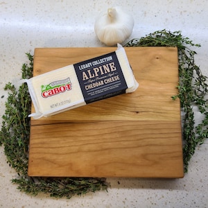 7&quot; x 8&quot; x 3/4&quot; Cherry Wood Cheese Board.  Wooden Cutting Boards.  Small Wood Cutting Boards