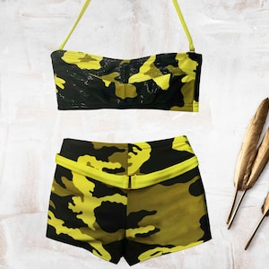 Vintage 90s Bandeau Shortkini Camo High-waist Boyshorts/ Yellow Green Camoflauge XSMALL