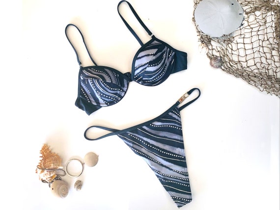 Zebra Print Thong Women's Swimsuit, Black/White Bi