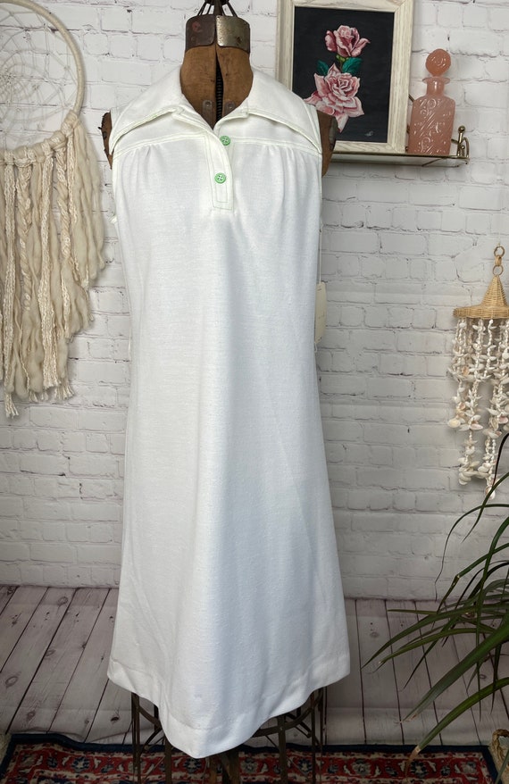 1970s NWT White Shift Dress. Vintage size 12 - image 2