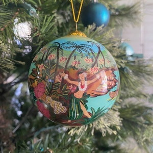 Hawaiian Hand Painted Hawaii Hula Girls Dancers & Kupuna Luau Dancing Christmas Glass Ornament