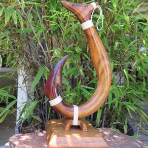 Hawaiian Hand Made Solid Wood Polynesian Tribal Plaque Stand Fish Hook Home Decor