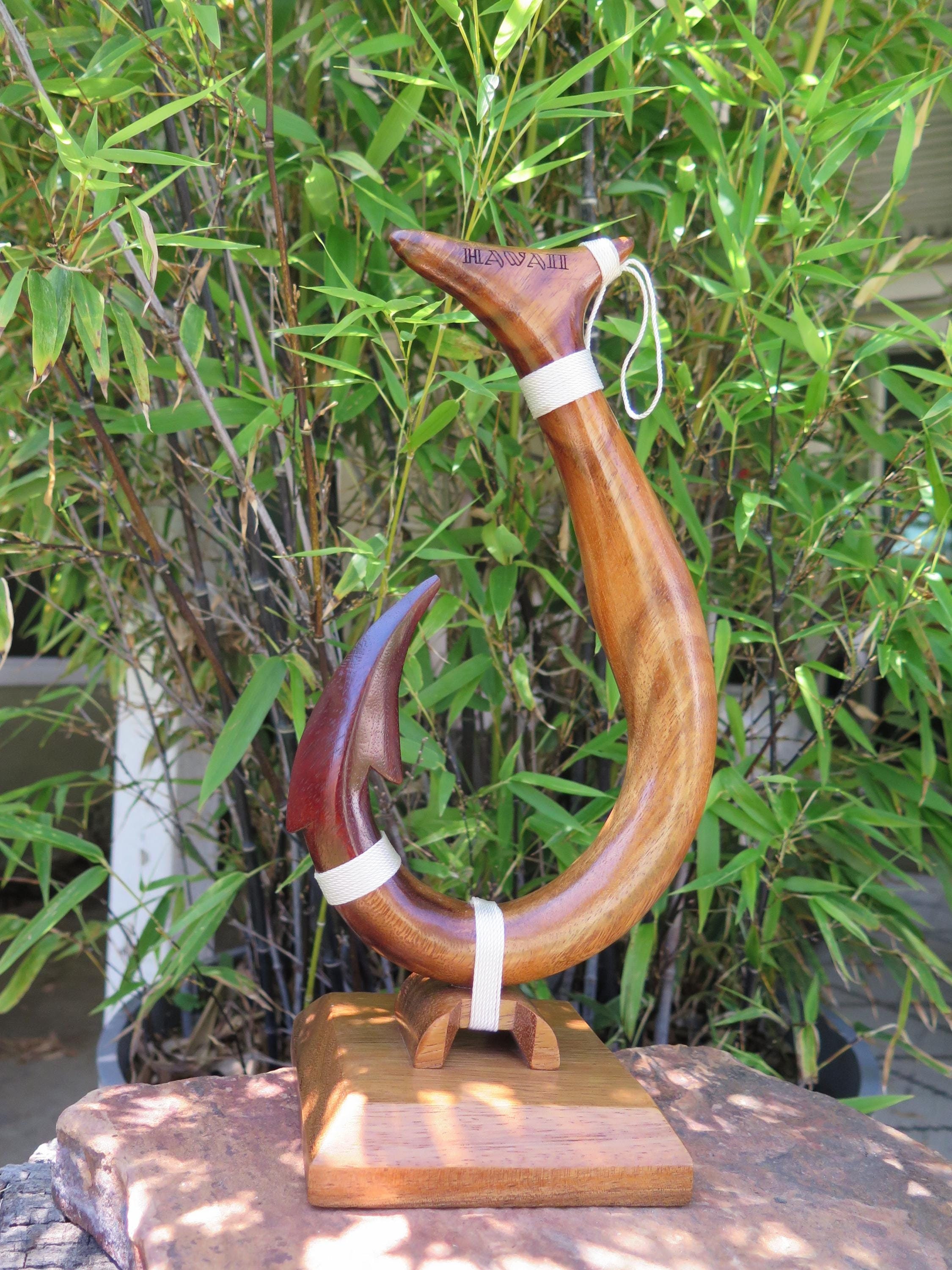 Hawaiian Hand Made Solid Wood Polynesian Tribal Plaque Stand Fish