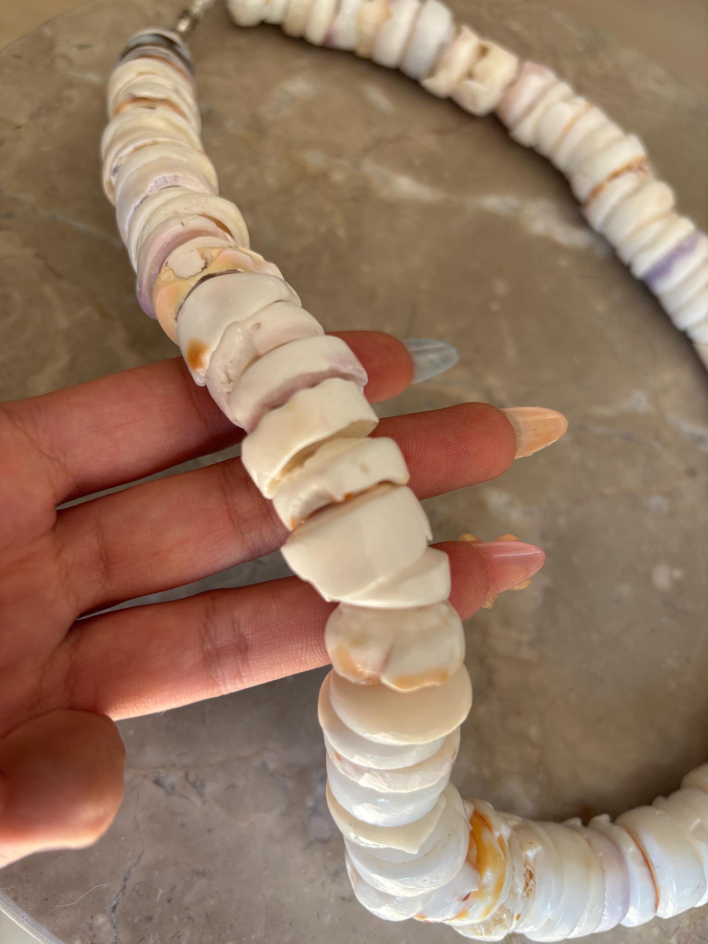 ハワイ土産サーファージュエリー ハンドメイド ホワイト ナチュラル