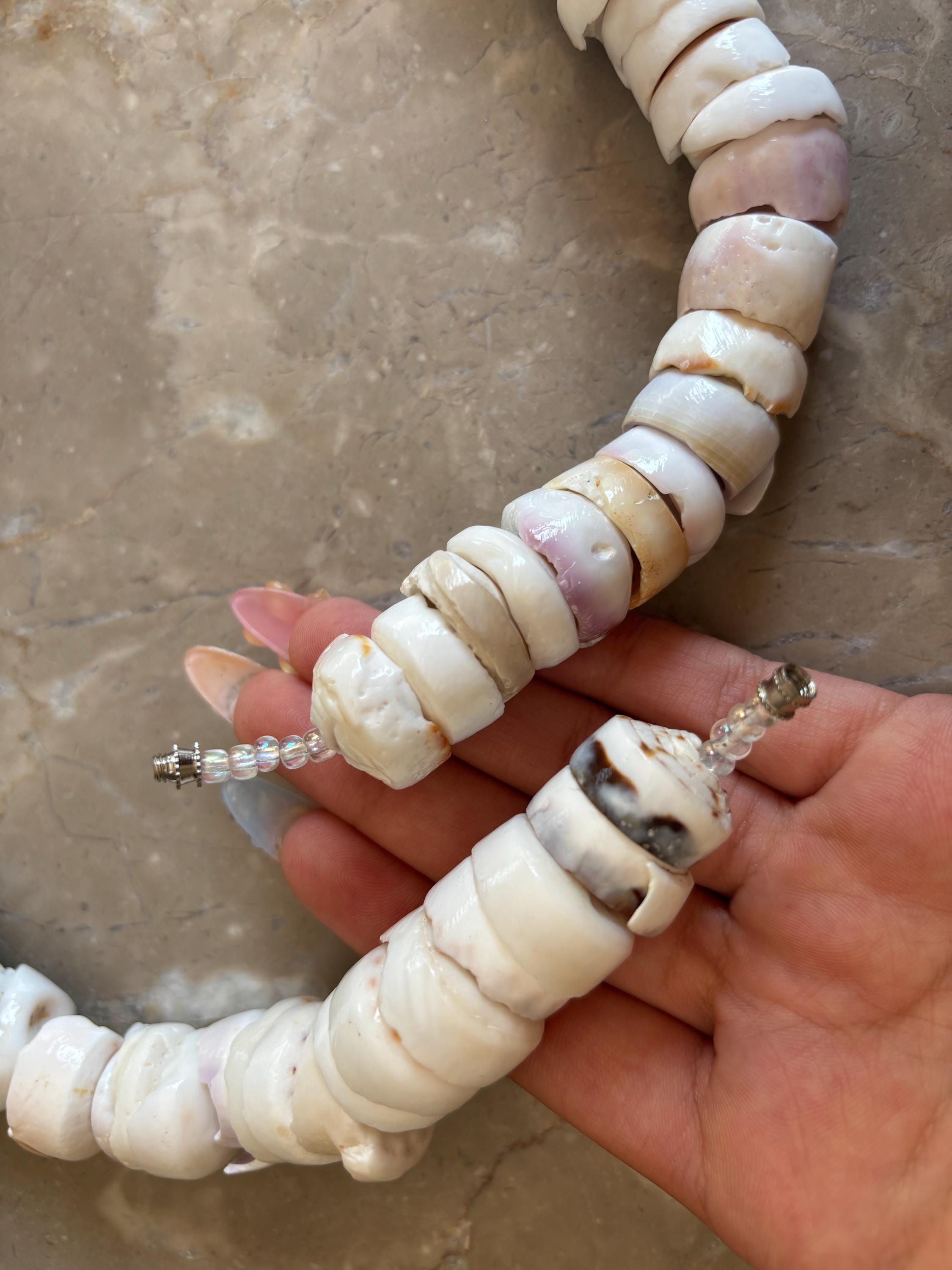 ハワイ土産サーファージュエリー ハンドメイド ホワイト ナチュラル 