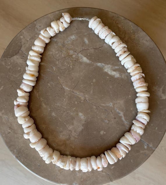 ハワイのお土産 サーファー向けジュエリー ハンドメイド ホワイト 天然