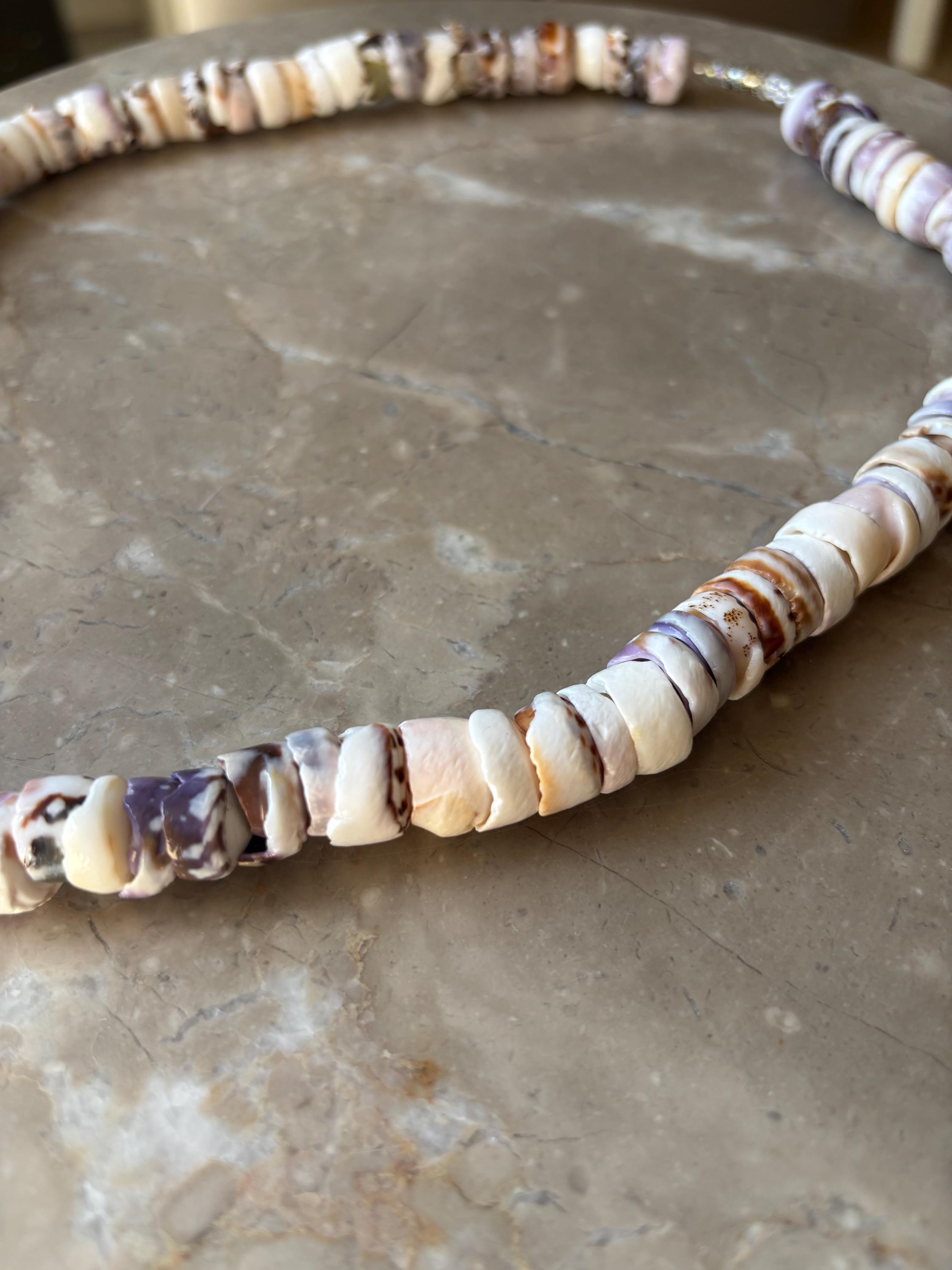 ハワイ土産サーファージュエリー ハンドメイド ホワイト ナチュラル 
