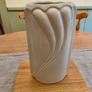 Vintage White Porcelain Vase from Germany | MCM | 1960s | 1970s | Mid-century vase | Bavaria
