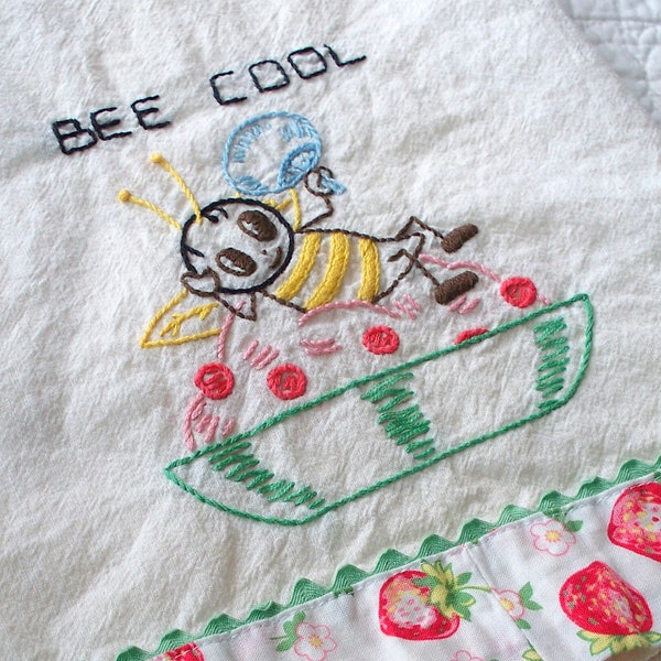 BEE SMART Dish Towel Designs: Vintage Embroidery Patterns Reprinted as Hot Iron Transfers for Hand Stitching