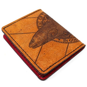 Cartera de cuero con la bandera de Florida y pez rojo