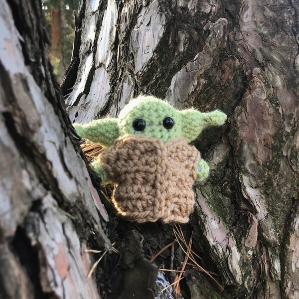 4" Baby Green Alien, Pocket-Sized Amigurumi, Crochet Doll, Ornament