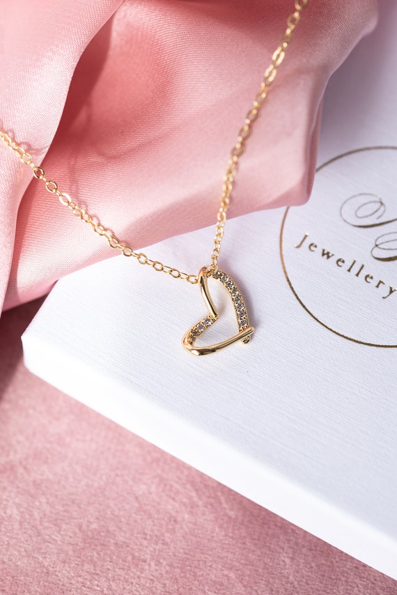 Romantic pendants for best sale her