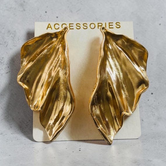 Gold Leaf Drop Earrings