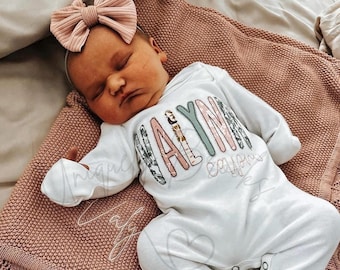 Pelele para niña, pijama para niña, regalo para baby shower, pelele personalizado para bebé, pijama bordado para bebé, regalo personalizado para baby shower