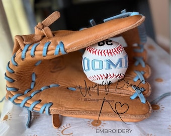 embroidered baseball, boys embroidered baseball, personalized baseball, monogrammed baseball, baseball gift, sports gift, baseball mom
