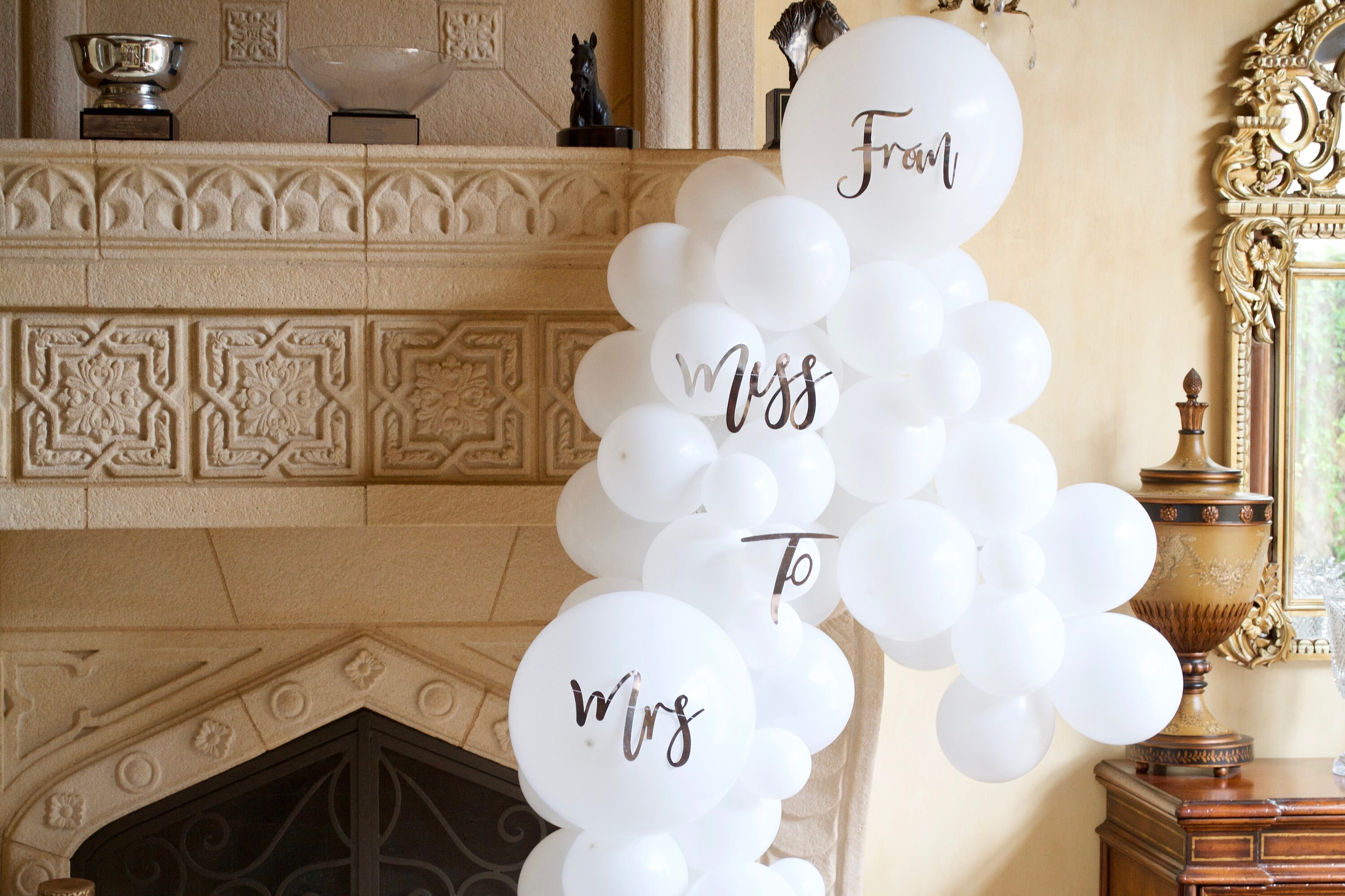 Bridal Shower Balloon Garland Kit, the Bride is on Cloud 9 Bachelorette  Decor, From Miss to Mrs, Bridal Shower Balloons, White Balloon Arch -   Denmark