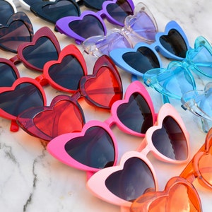 Custom Bachelorette Party Heart Shaped Sunglasses, Bach Party Favors, Hen Party, Bridal Party, Red Orange Blue Hot Pink Green Sunglasses zdjęcie 5